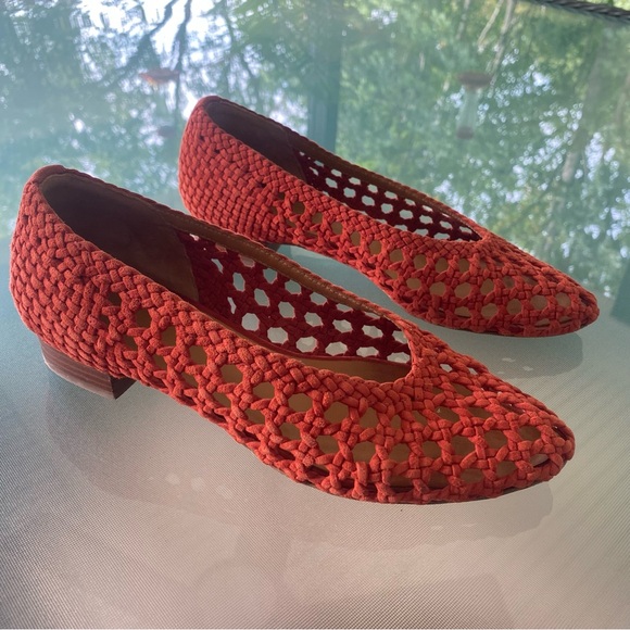 SÉZANE—‘Low Laura’ court shoes. Size 39. Beautiful Rustic Red, braided suede 🌺 - Picture 5 of 16